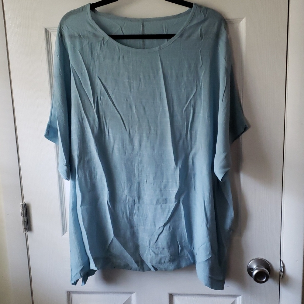 Lot Of 3 Tops